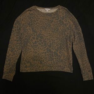 time and tru, Small, cheetah print long sleeve shirt